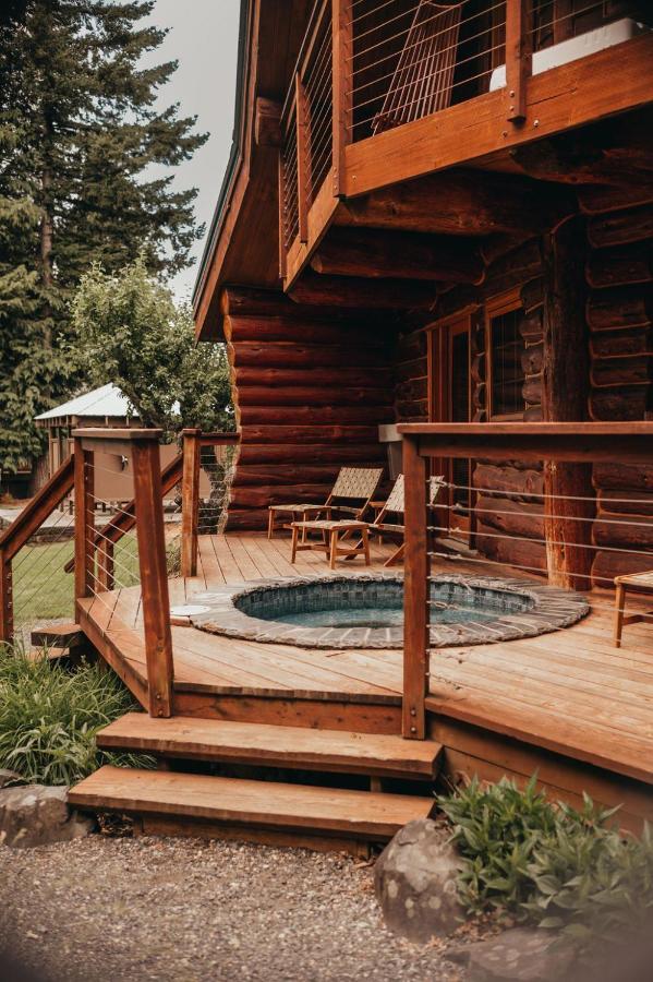 Wilder And Pine Riverside Cabins 史蒂文森 外观 照片